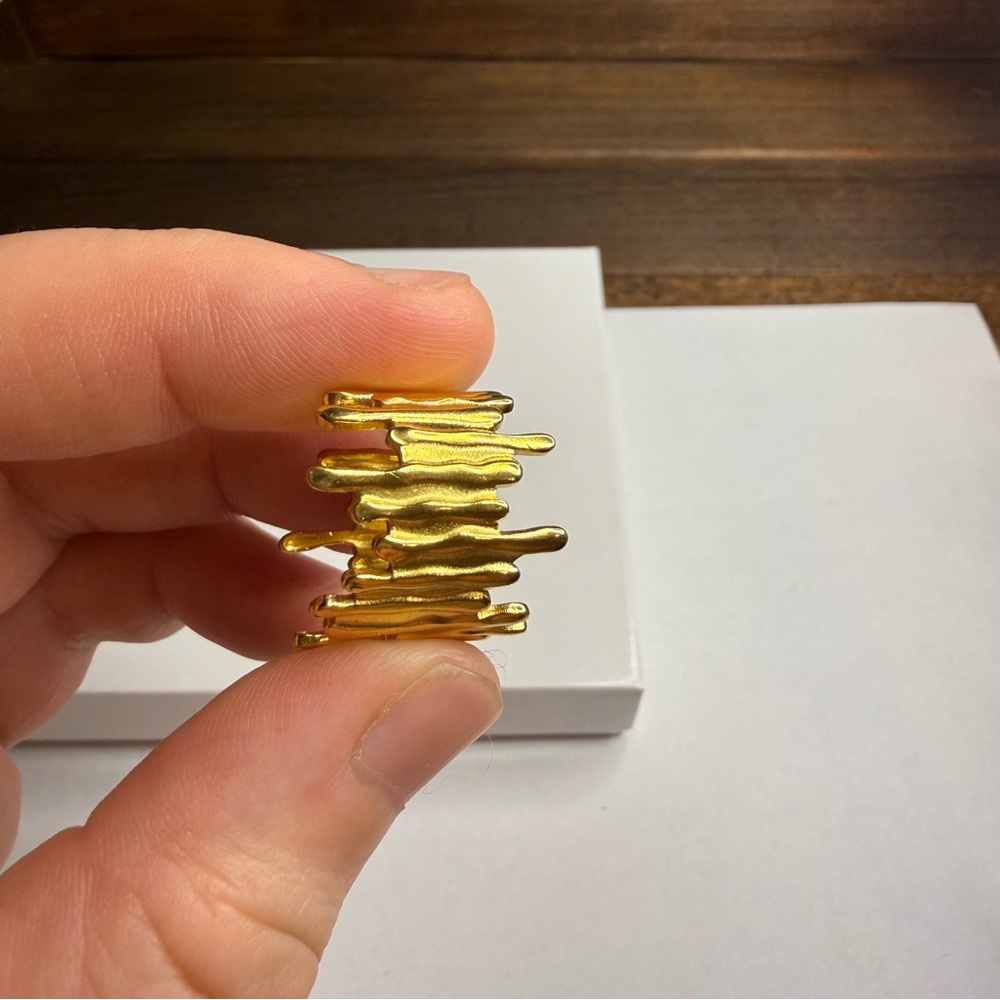 Gold Textured Ring - Picture 4 of 7